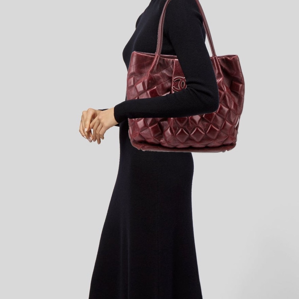 CHANEL Deep Red Quilted Tote - Picture 2 of 7